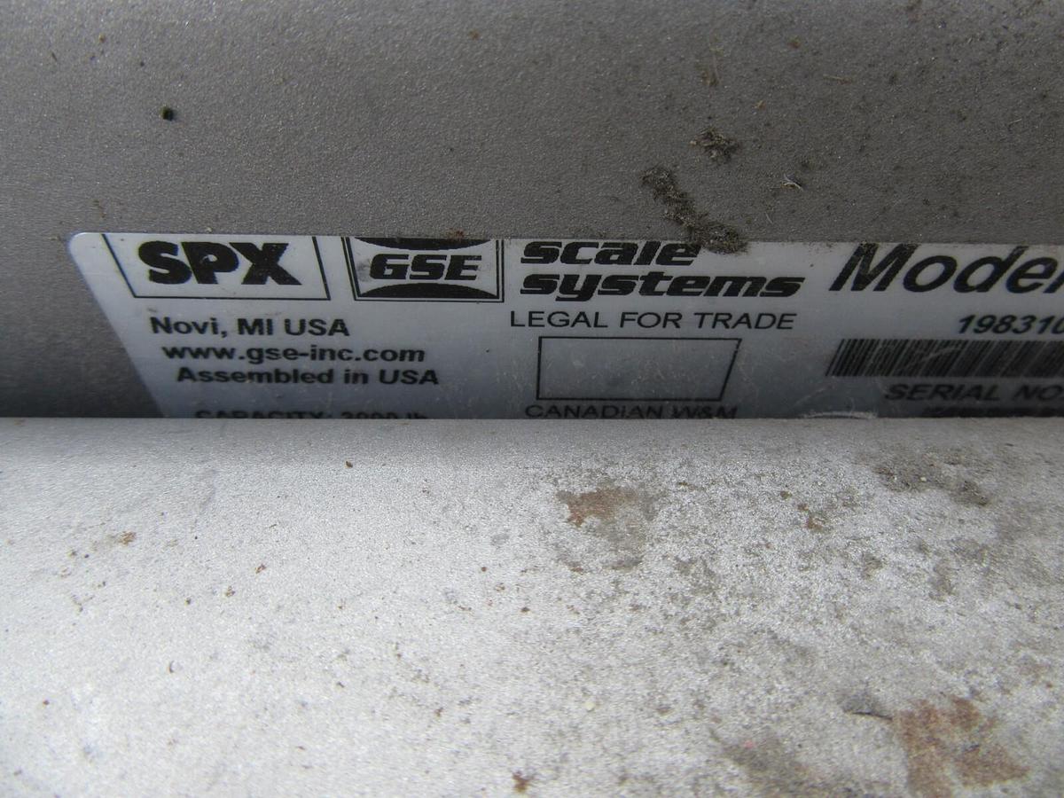 Used 3' X 3' SPX / GSE PROVEX PORTABLE FOOD GRADE STAINLESS FLOOR SCALE FAIRBANKS