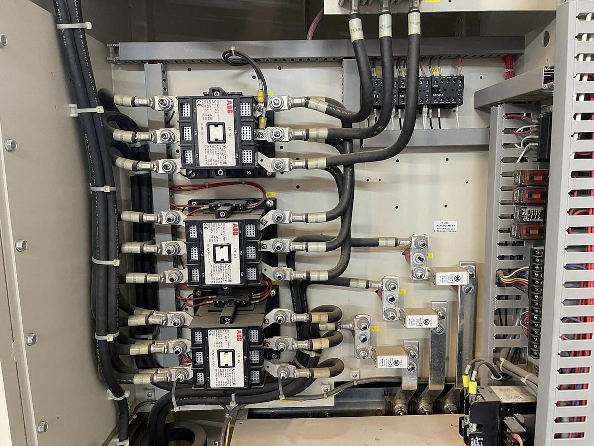 Used ABB ACH504-100-4-00P0 100 HP AC VS DRIVE 3PH 480V ACS504-100-5 100HP 124A ACH500