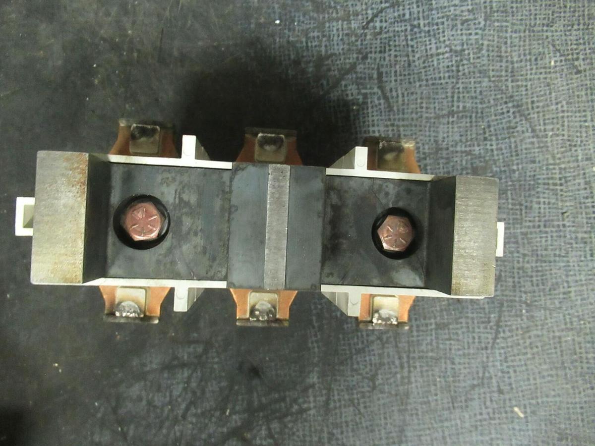 Used 270 AMP NEMA: 5 CUTLER HAMMER CONTACTOR W201K5CFZ1 200 HP 600 VAC 3 PHASE