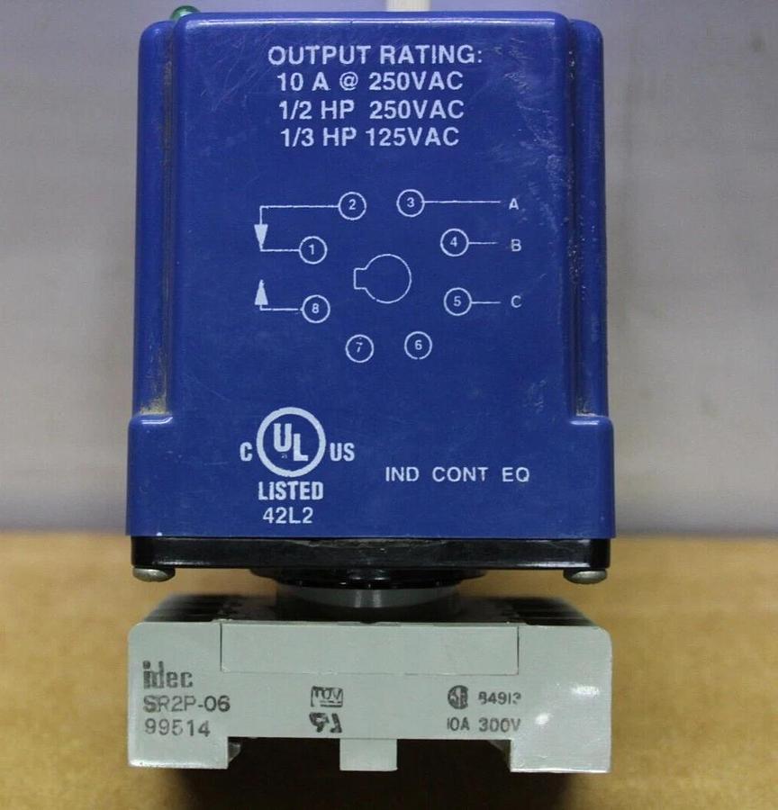 Used R-K ELECTRONICS 3-PHASE VOLTAGE RELAY TVM-400-20-0002 490 VAC 50/60 HZ