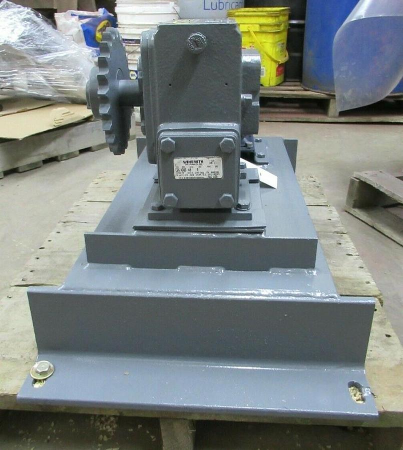 Used 1 HP SE ENCORE E26 WINSMITH XDBS 40:1 GEAR BOX W/ LEESON MOTOR & STEARNS BRAKE