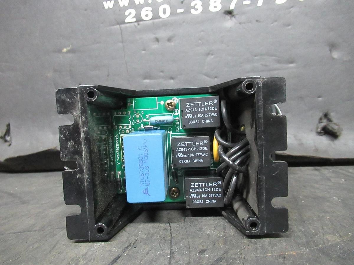 Used EAGLE SIGNAL TIME DELAY RELAY BRE9A6 0-30 MINUTES 120 VAC 10 AMP 1/4 HP