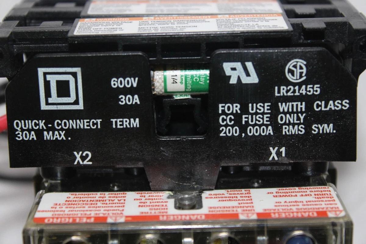 Used SQUARE D TRANSFORMER 9070TF50D2 0.05 KVA HIGH: 240/480 VOLT LOW: 24 VOLT