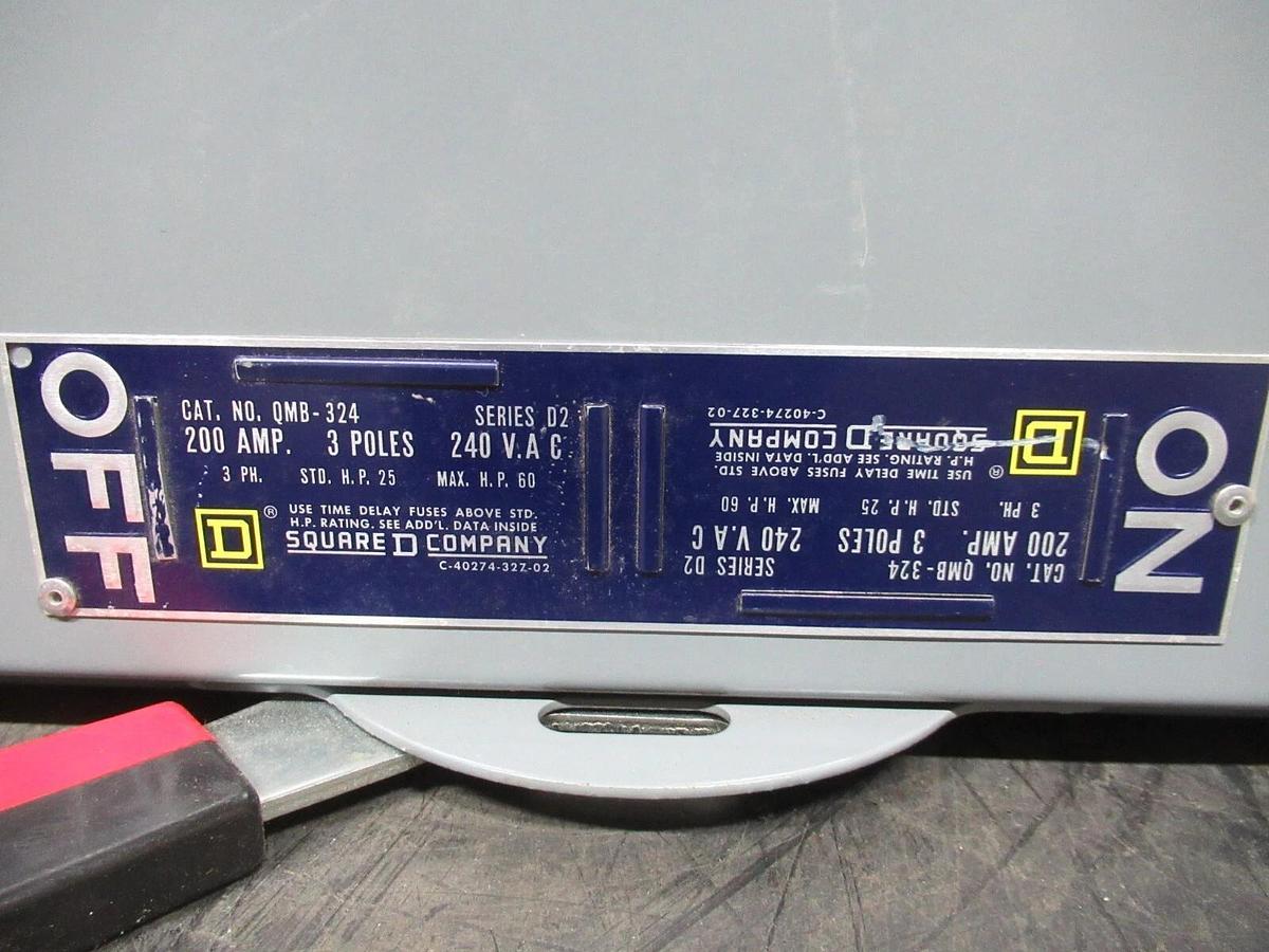 Used SQUARE D FUSIBLE PANELBOARD QMB-324 SER. D2 200 AMP 3-POLE 240 VAC 60 HP