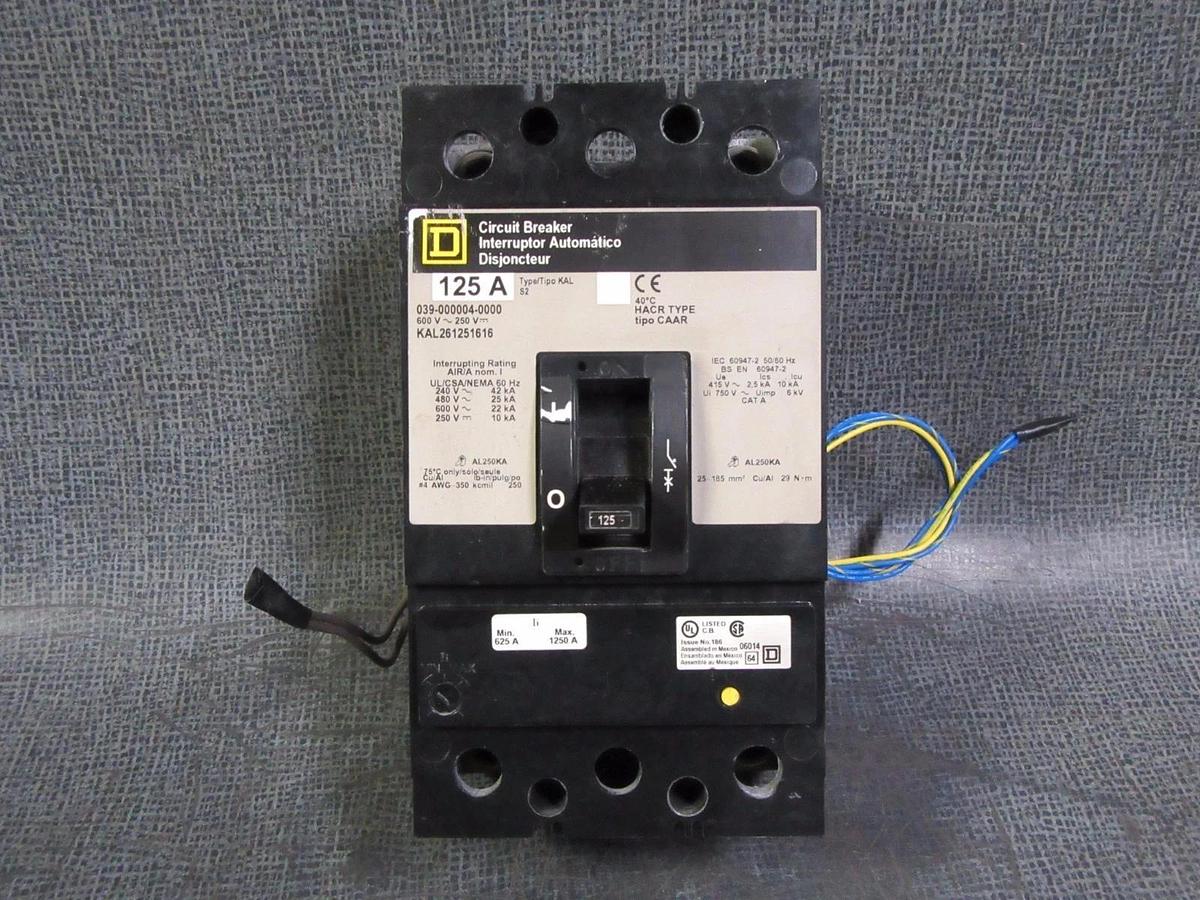 Used SQUARE D CIRCUIT BREAKER 125 AMP 600 VAC 2 POLE * UNDERVOLTAGE TRIP & AUX SWITCH