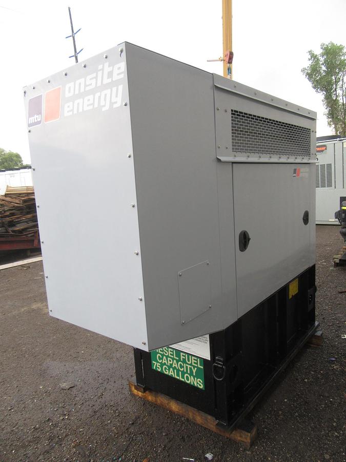 Used 20 KW DIESEL GENERATOR MTU 120/240 V 4LE1 ISUZU SOUND ENCLOSED 184 HRS  VIDEO