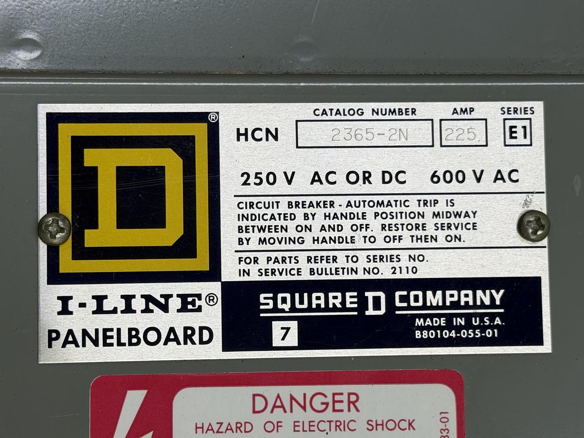 Used SQUARE D TYPE 1 HCR-U I-LINE SERVICE PANEL 1200 AMP 600 VAC 3-PHASE 72-SLOT