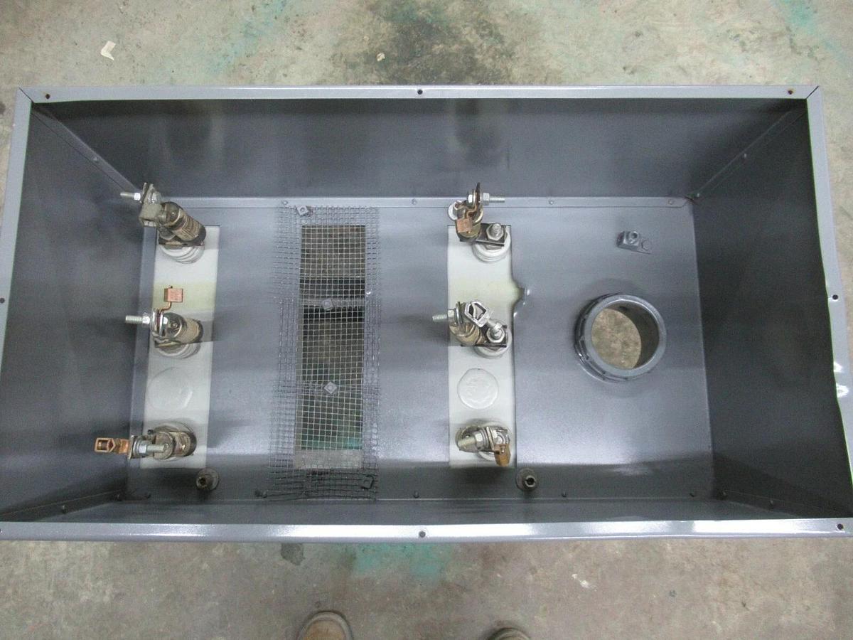 Used 100 KVAR (2-EA 50s) WESTINGHOUSE 480 V DYNA-VAC CAPACITOR BANK 1N02480A21A 3 PH