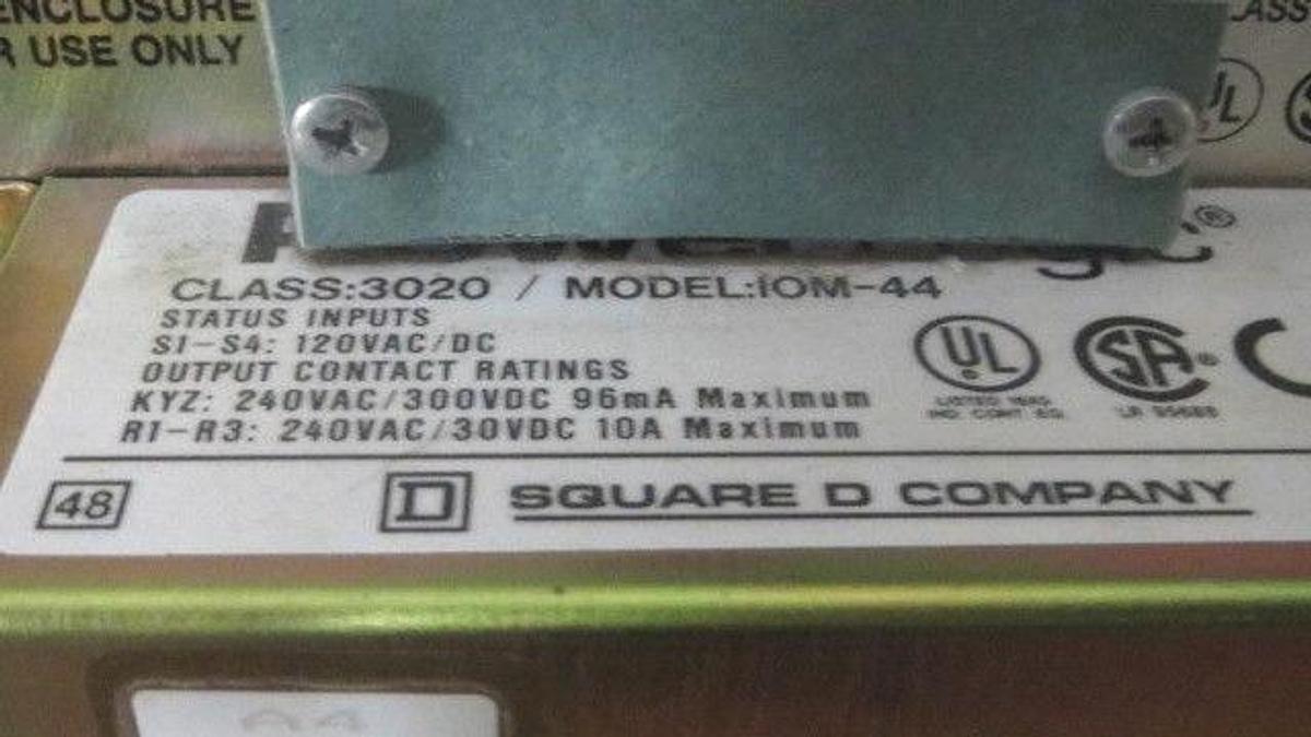 Used SQUARE D POWERLOGIC CIRCUIT MONITOR CM-2150 240 VAC 27 VA W/ IOM-44 ALARM