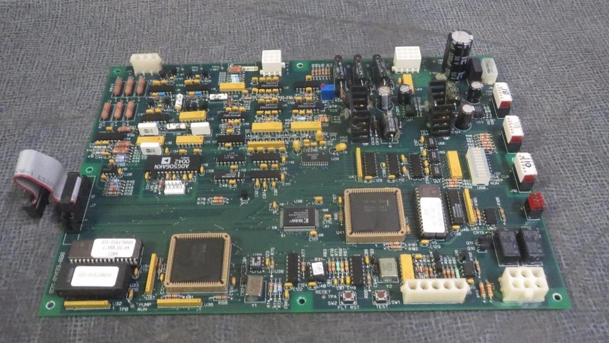 Used YORK LOGIC CONTROL CIRCUIT BOARD MODEL/REVISION: 031-01433-000 REV J