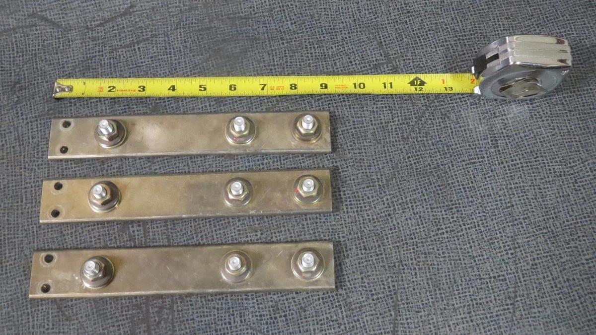 Used CUTLER HAMMER WESTINGHOUSE MOUNTING BAR KIT 9" BY 1.5"- FOR 600 AMP BREAKER