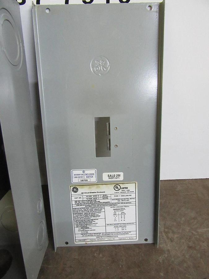 Used GE CIRCUIT BREAKER ENCLOSURE TE100F MOD. 9 TYPE 1 ENCL. W/ SEHA36AT0100