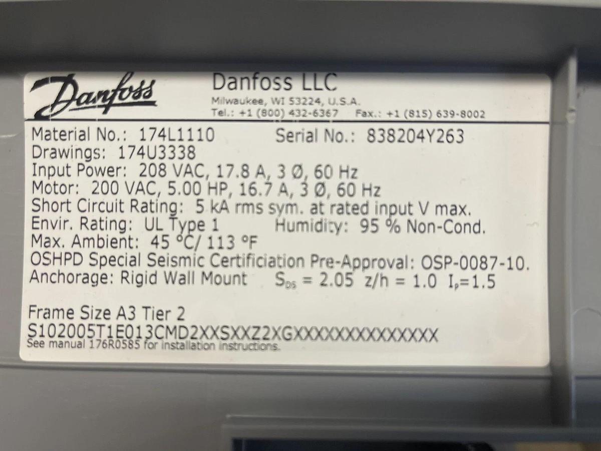 Used DANFOSS VERTICAL VFD 174L1110 VLT HVAC DRIVE 200 VAC @ 16.7 AMP 5 HP 3-PHASE