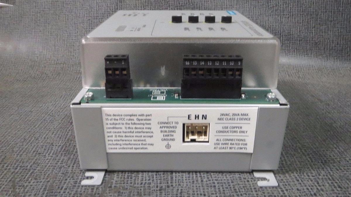 Used SIEMENS APOGEE ANALOG POINT EXPANSION 4AI, 4AO, HOA EQUIPPED MODEL: 549-215