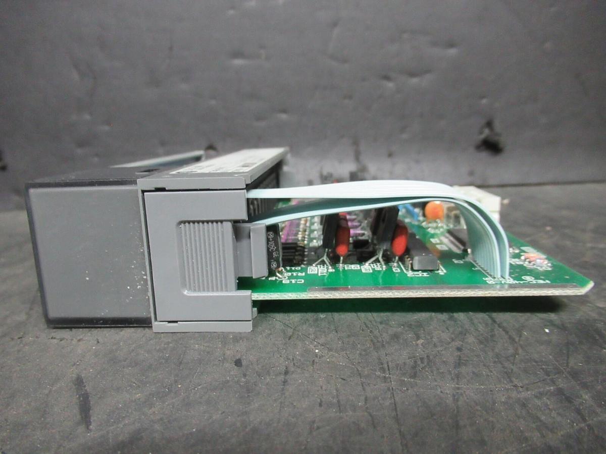 ALLEN BRADLEY SLC-500 OUTPUT MODULE 1746-OV16 SER. C *NEW SURPLUS*