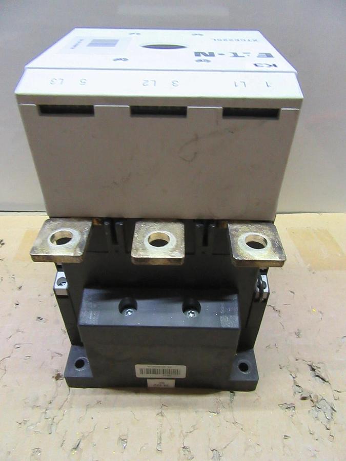 Used EATON CONTACTOR XTCE225L 250 AMP 600 VAC 200 HP 3-POLE 3-PHASE COIL: 24-48 VDC