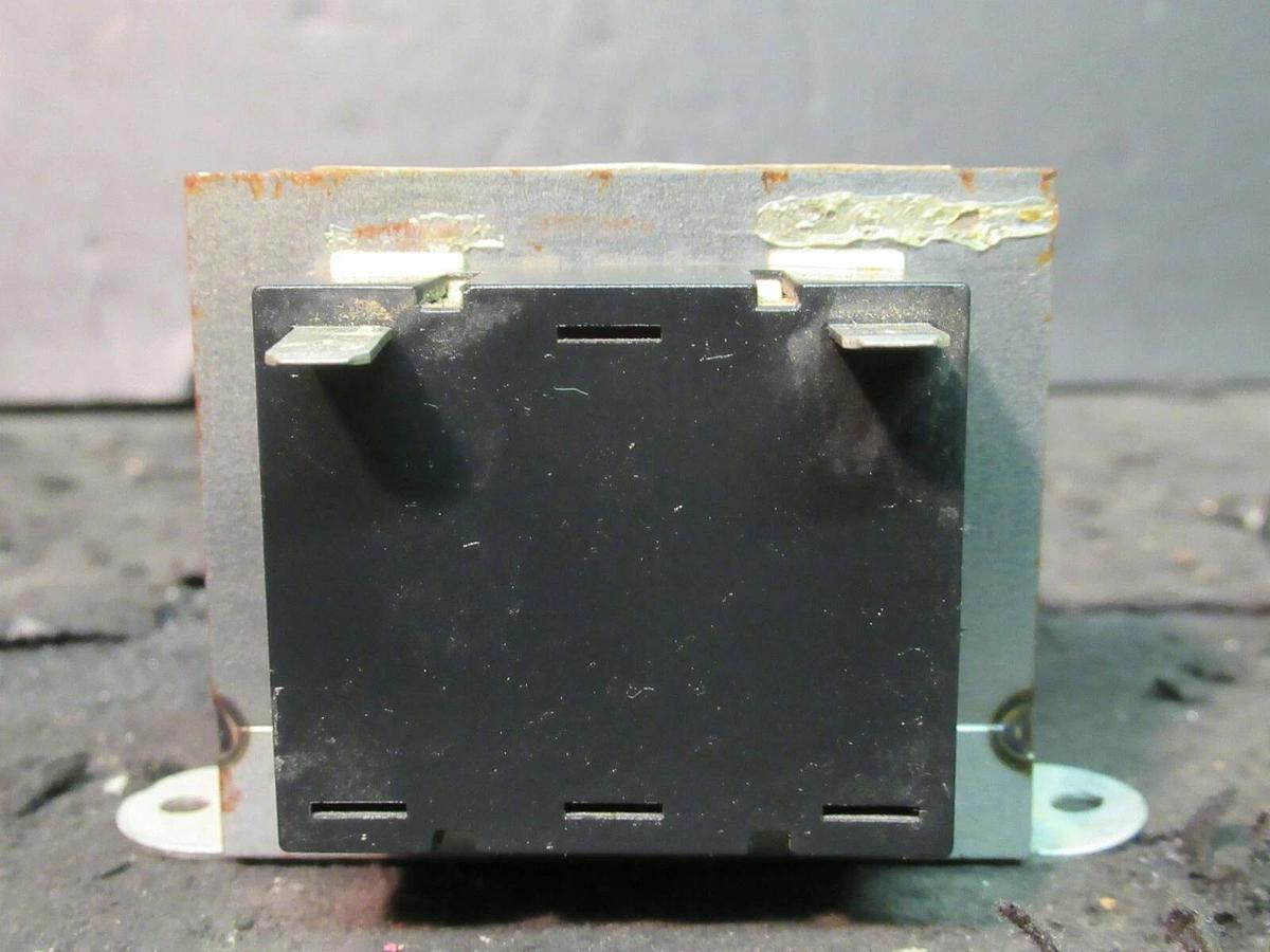 Used 0.04 KVA (40 VA) JARD OPEN CONTROL TRANSFORMER 240 208 120 V TO 24 VAC 44517