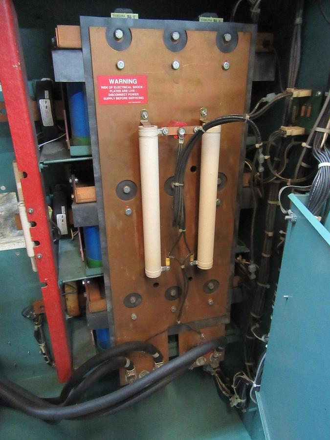 Used YORK 351 HP VARIABLE SPEED CHILLER DRIVE 371-02289-101 TM 351T B6-46B COMPLETE 460 V 380 A