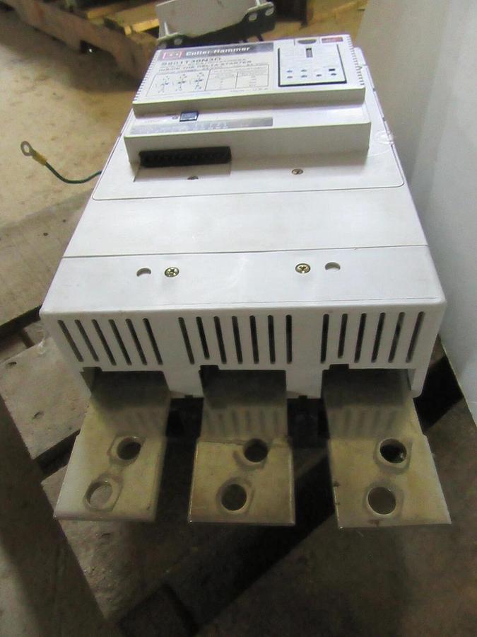 Used 304 AMP CONTINUOUS CUTLER HAMMER INSIDE THE DELTA - SOFT STARTER T801T30N3D