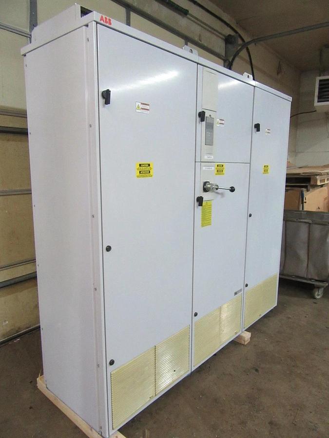 Used ABB MULTI SPEED DRIVE CABINET ACS627-0490-5-00EB1200802 3-PHASE 593 AMP 480 VAC
