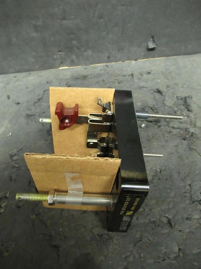 Used THE STATES CO MULTI-AMP CORP 1 POLE TEST SWITCH WITH ENCL 30A 600V C2-401-K-B GE
