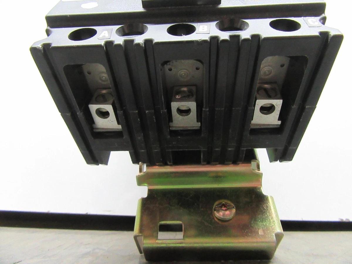 Used SQUARE D I-LINE CIRCUIT BREAKER FA34020 20 AMP 480 VAC 3-POLE **WARRANTY**