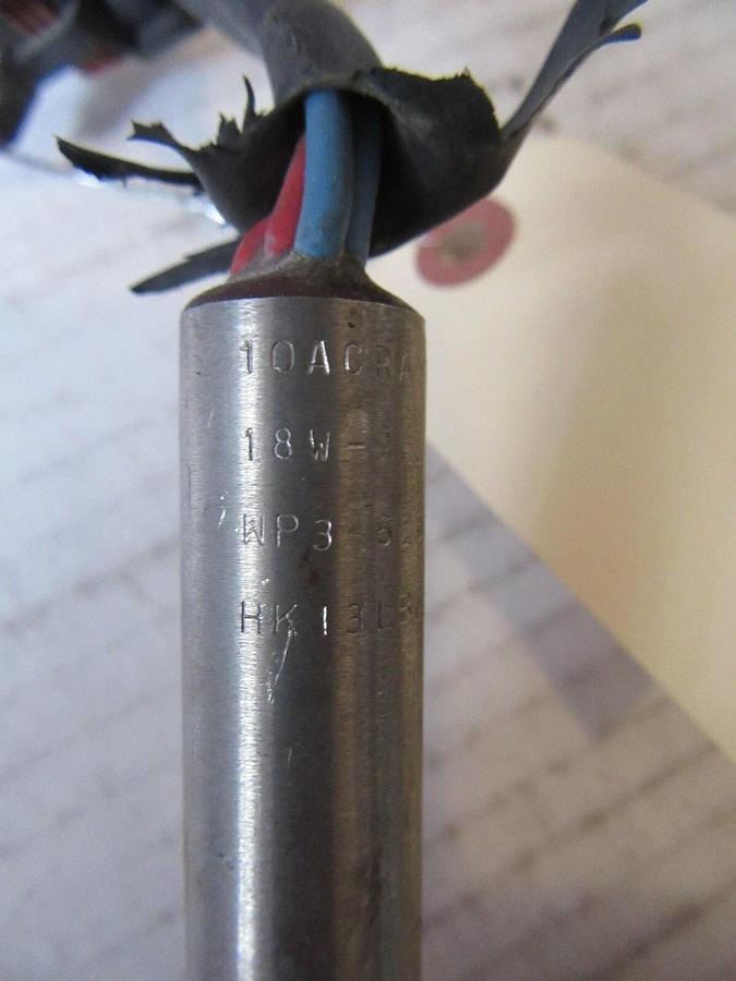 Used 10 ACRAWATT LIQUID LEVER SENSOR SWITCH CARRIER CHILLER HK13LB007 18W 24V 12" L