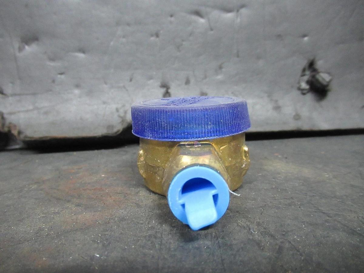 NEW SURPLUS EMERSON LIQUID/MOISTURE INDICATOR 065396 94342 1/4" X 1/4"