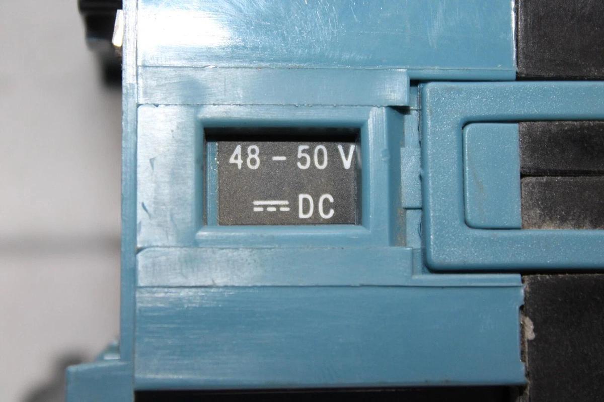 Used KRAUS & NAIMER CONTACTOR S14 103023 16 AMP 600 VAC 3-PHASE 5 HP COIL: 48VDC