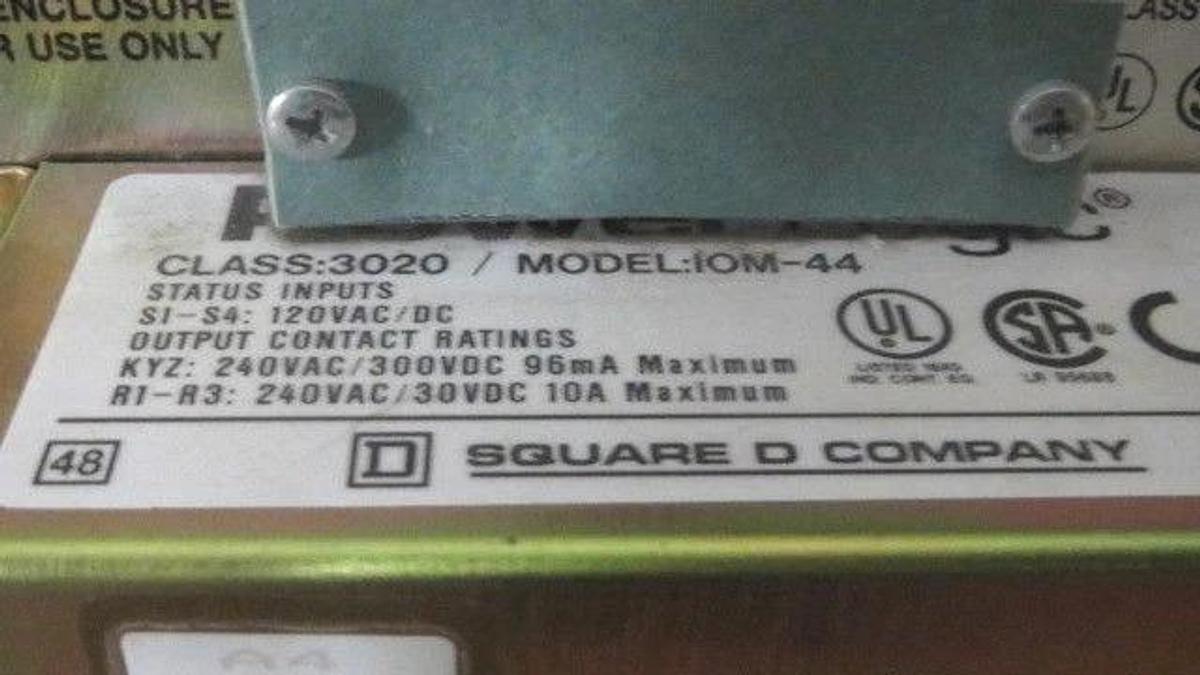 Used SQUARE D POWERLOGIC CIRCUIT MONITOR CM-2150 240 VAC 27 VA W/ IOM-44 ALARM