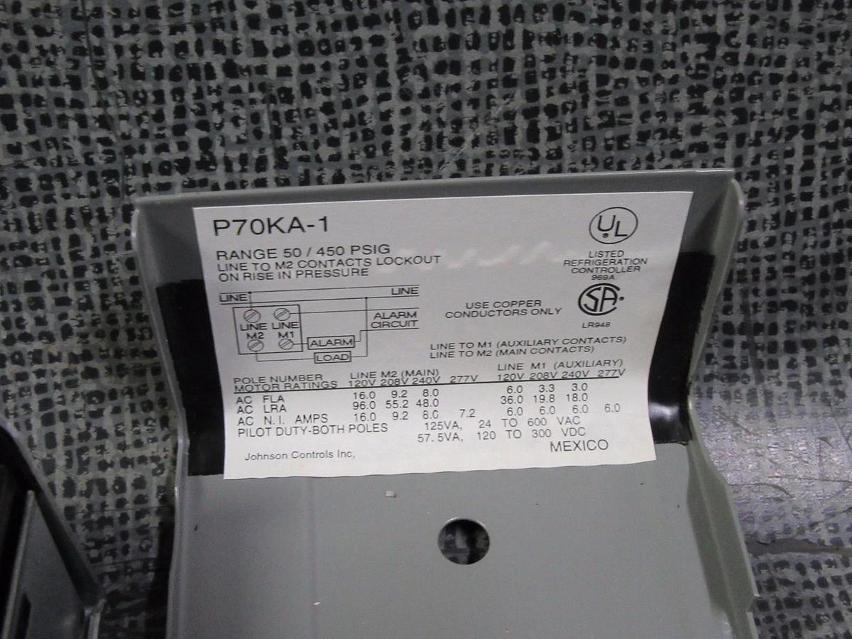 (1) P70KA-01 JOHNSON CONTROLS PENN VALVE 50-450 PSIG P70KA-1