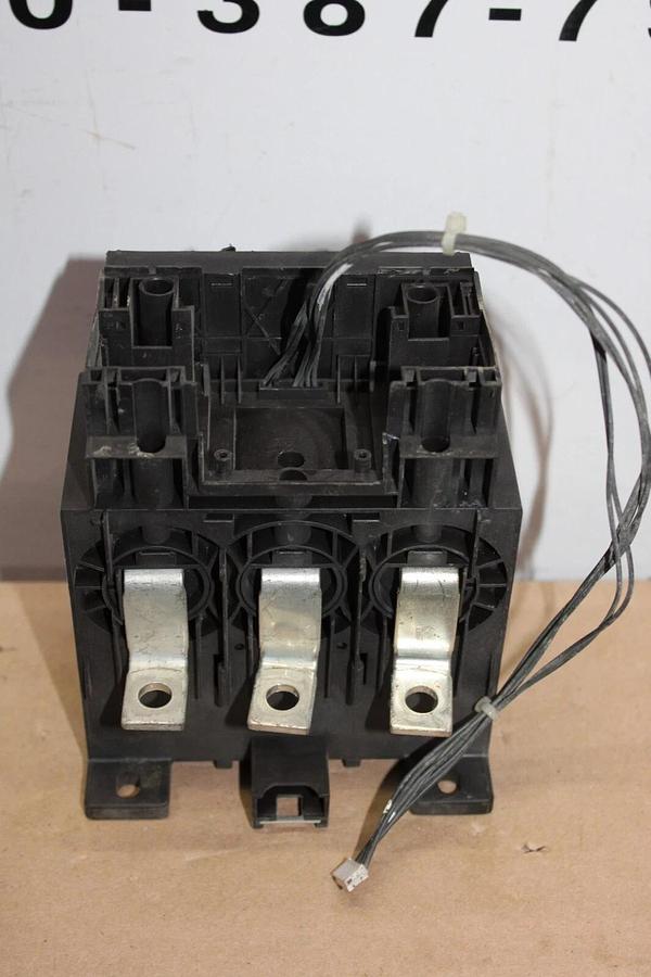 Used SIEMENS CURRENT TRANSFORMER 3RB2956-0FH 300 AMP *MISSING TOP*