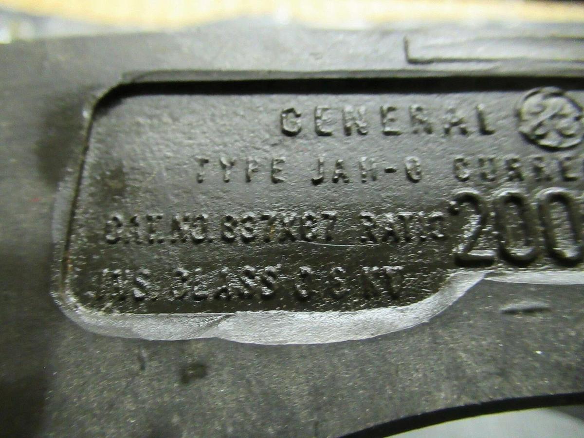 Used GENERAL ELECTRIC CURRENT TRANSFORMER 837X87 RATIO: 2000:5 A 50-400 HZ