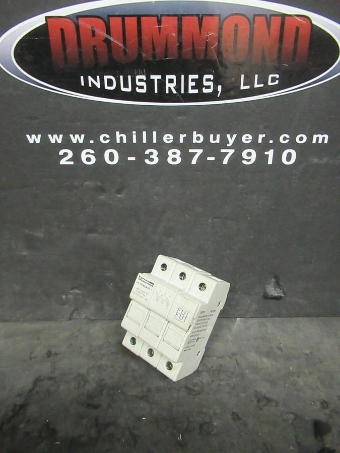 Used 30 AMP 600 VAC 3 POLE FERRAZ SHAWMUT ULTRASAFE CLASS CC FUSE HOLDER USCC3