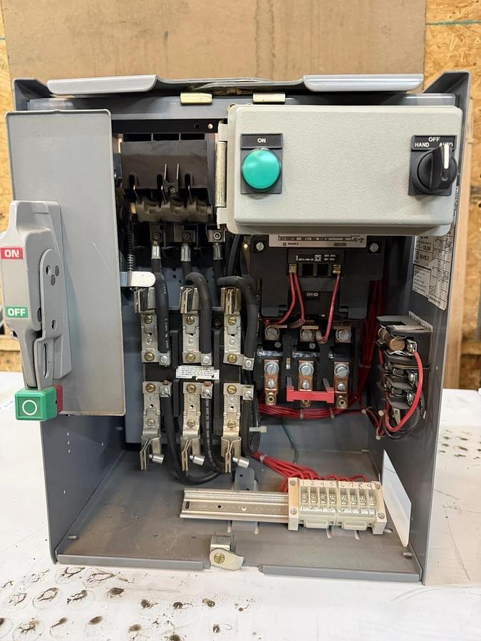 Used SQUARE D MODEL 6 MCC MOTOR CONTROL BUCKET 18" HU100-3MC6B NEMA 3 480 VOLT