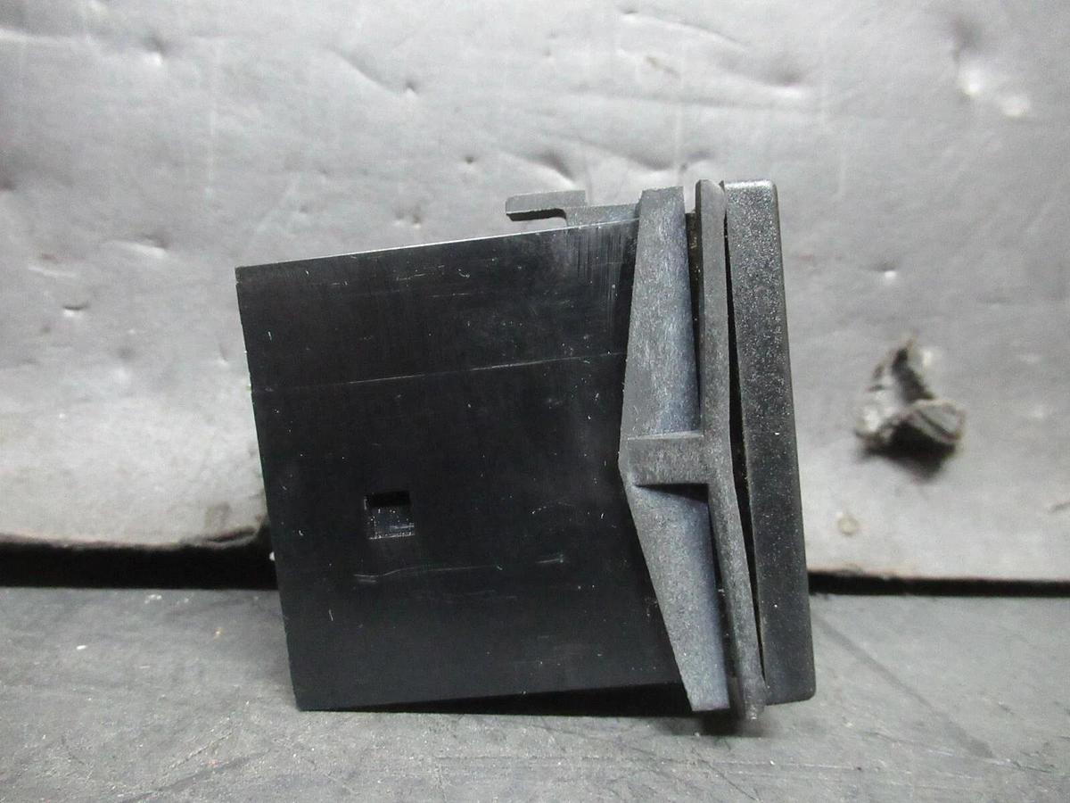 Used GRASSLIN ELAPSED TIME INDICATOR FWZ55-L 05.20.0044.1 110-127 VOLT 60 HZ