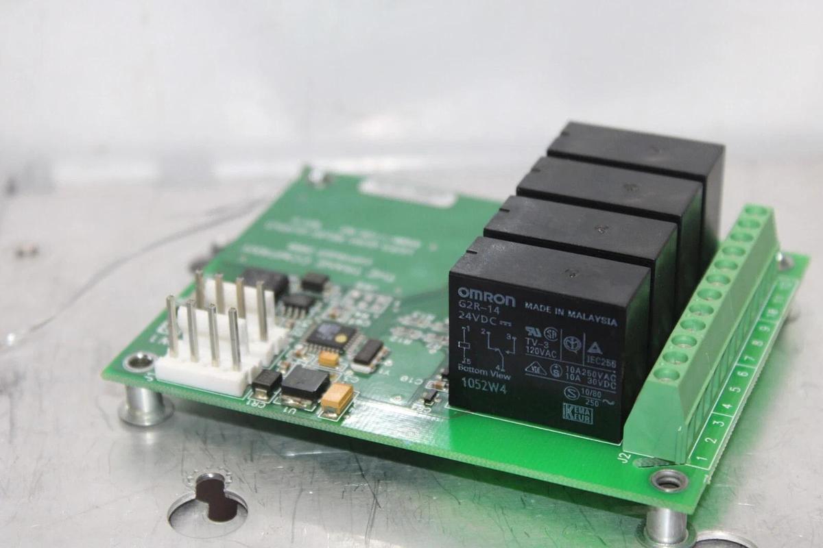 Used TRANE UCP3 QUAD RELAY OUTPUT 6400-1126-03 REV. C X13650806-03 REV. C