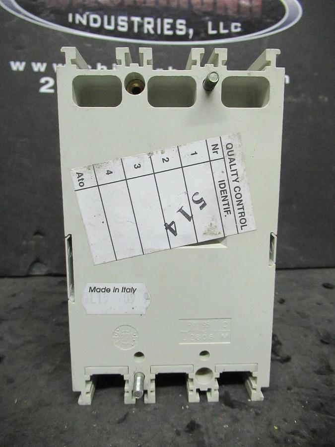 Used ABB BREAKER TMAX T1N 15 AMP 240/480/600 VAC 500 VDC 3 POLE * WARRANTY *