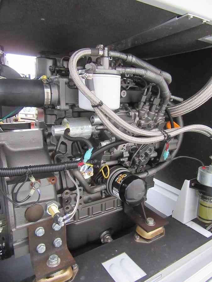NEW 15KW GENERATOR DIESEL YANMAR 3TNV88 240V RE-CONNECTABLE 1 OR 3 PH VIDEO