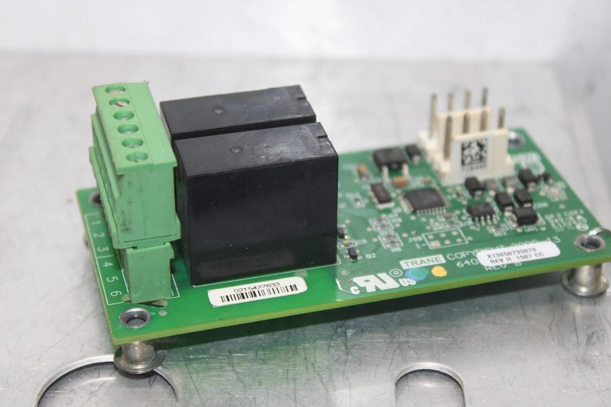 Used TRANE DUAL RELAY OUTPUT CIRCUIT BOARD X13650733070 REV. H **WARRANTY INCLUDED**