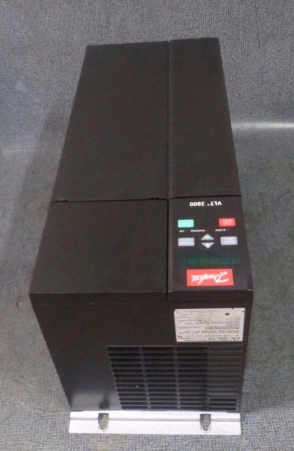 Used DANFOSS VARIABLE SPEED DRIVE VLT 2800 380-480V 15 HP 18.3 KVA MODEL: 195N1109