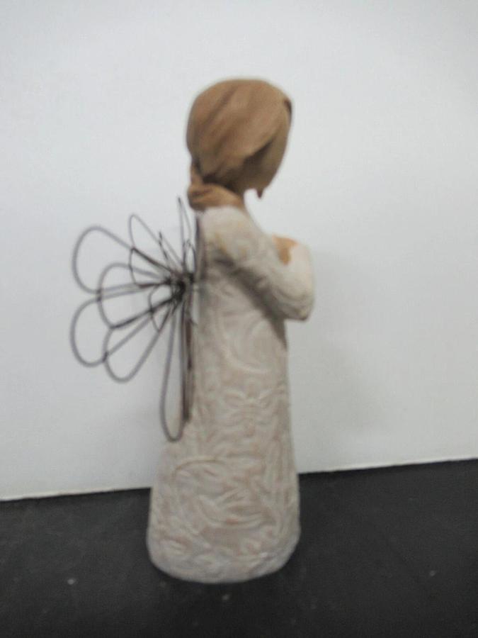 WILLOW TREE "REMMBERANCE" SUSAN LORDI FIGURINE DEMDACO STOCK# 26247