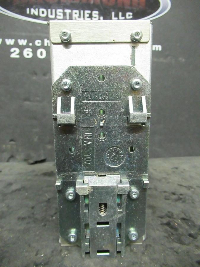 Used PHOENIX CONTACT QUINT-PS-100-240AC QUINT POWER POWER SUPPLY 24 VDC 100-240 VAC