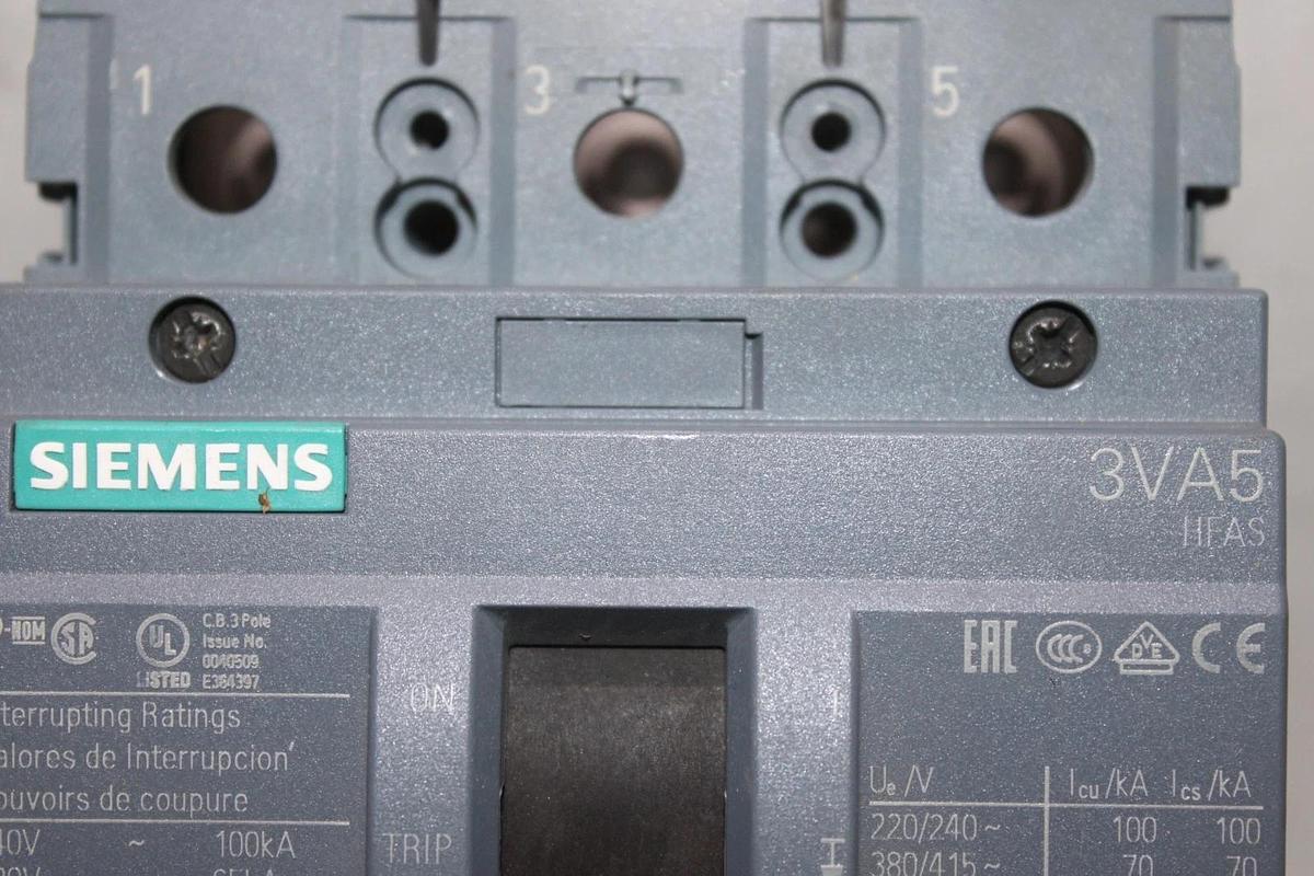 Used SIEMENS HACR CIRCUIT BREAKER 3VA5220-6EC31 200 AMP 600 VOLT 3-POLE 250H
