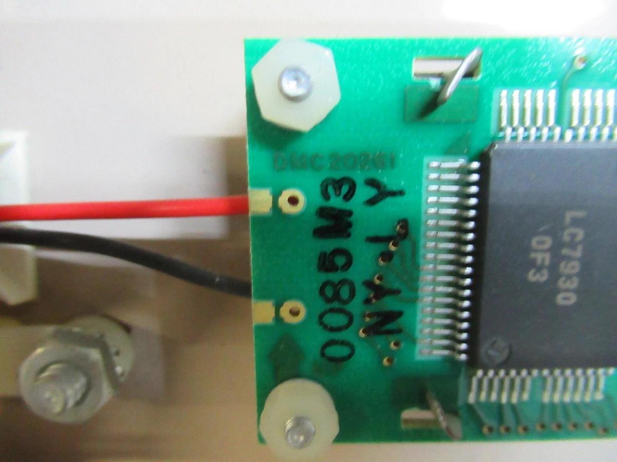 Used YORK MILLENIUM SCRE CHILLER CONTROL CENTER AND DISPLAY YK-371-02495-101