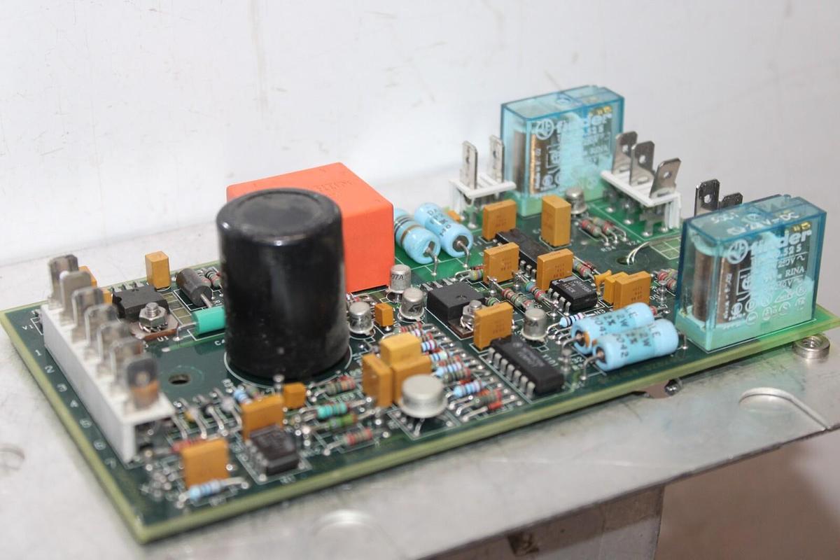 Used SEMIKRON CIRCUIT BOARD L54E2900WU 54-326281 **WARRANTY INCLUDED**