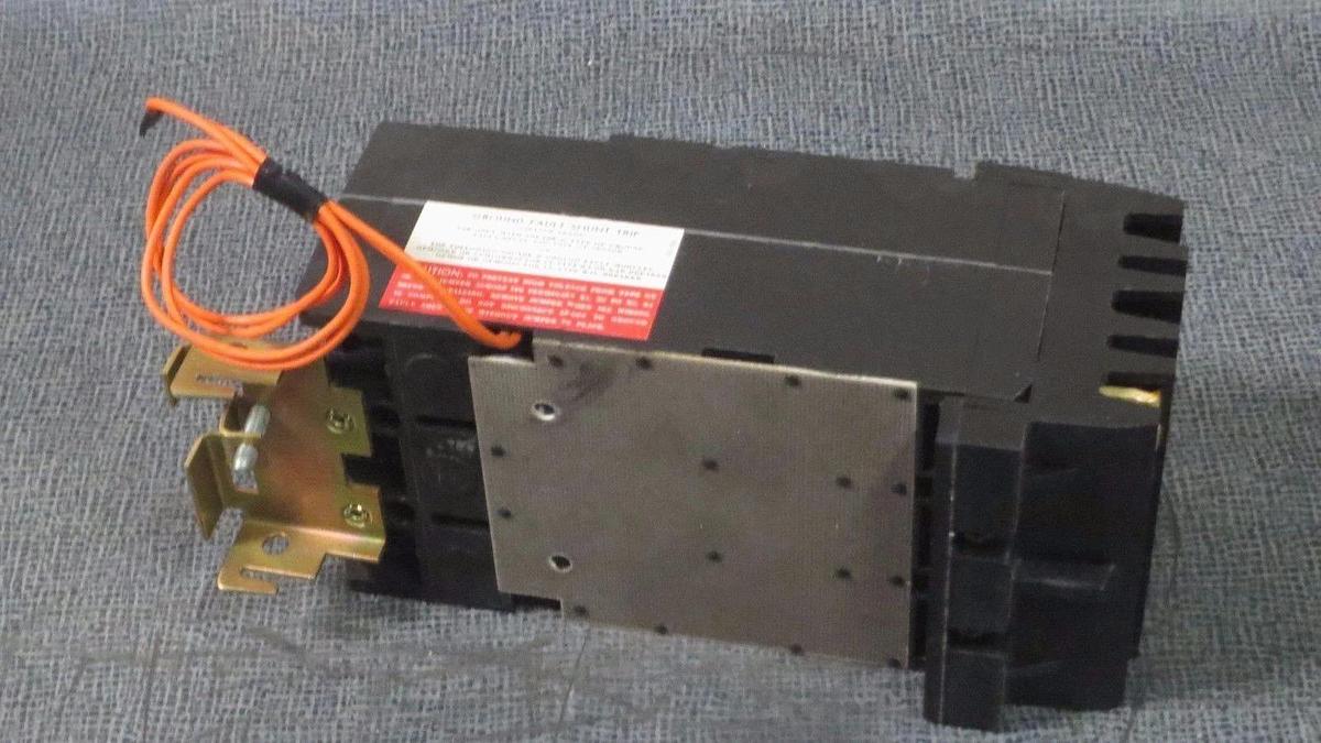 Used SQUARE D I-LINE BREAKER KH36225G 225 AMP 600 V 3 POLE W/ GROUND FAULT SHUNT