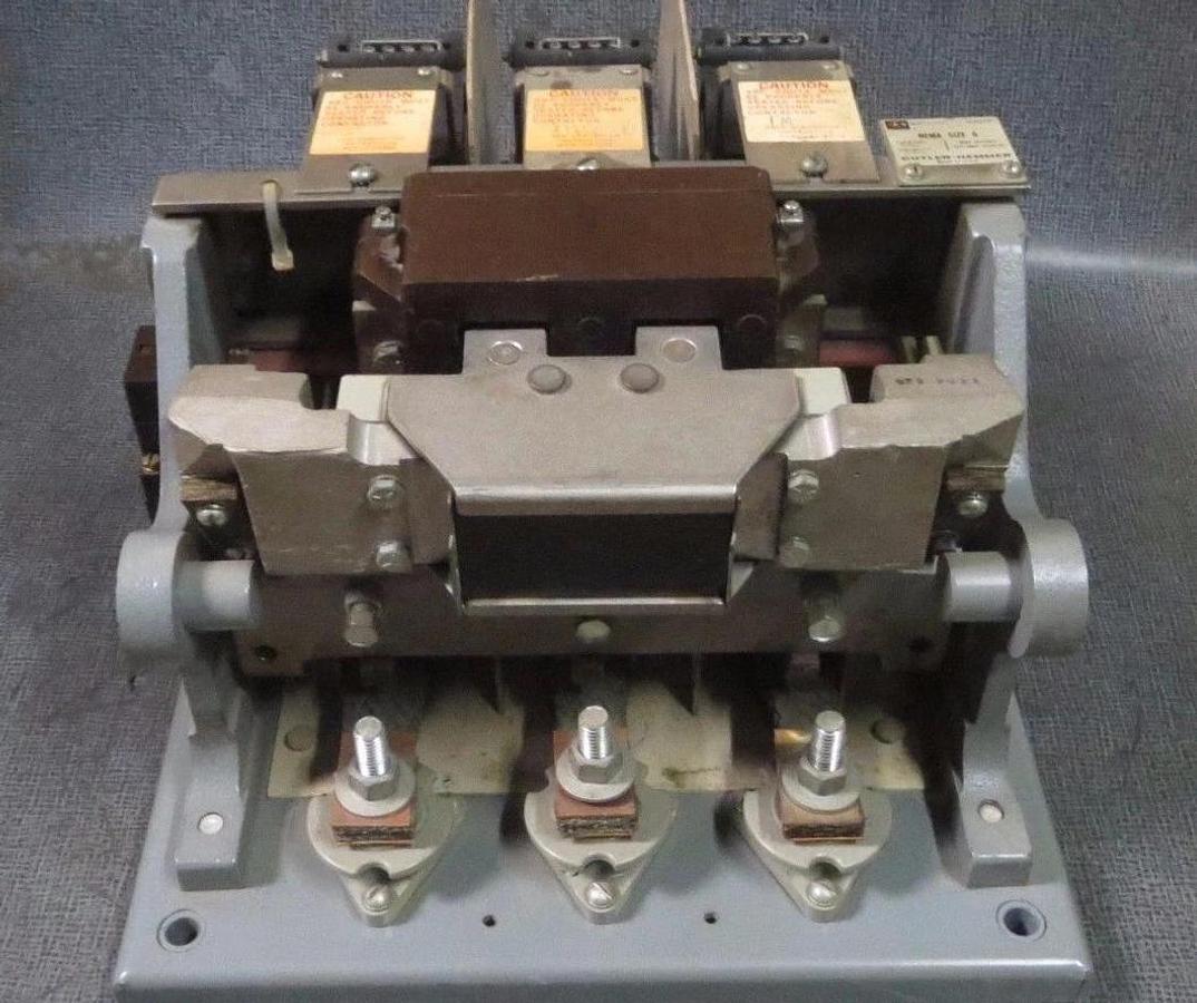 Used CUTLER-HAMMER CONTACTOR C10JN3 NEMA SIZE 6 540 AMP 600 VAC 3-POLE 3-PHASE