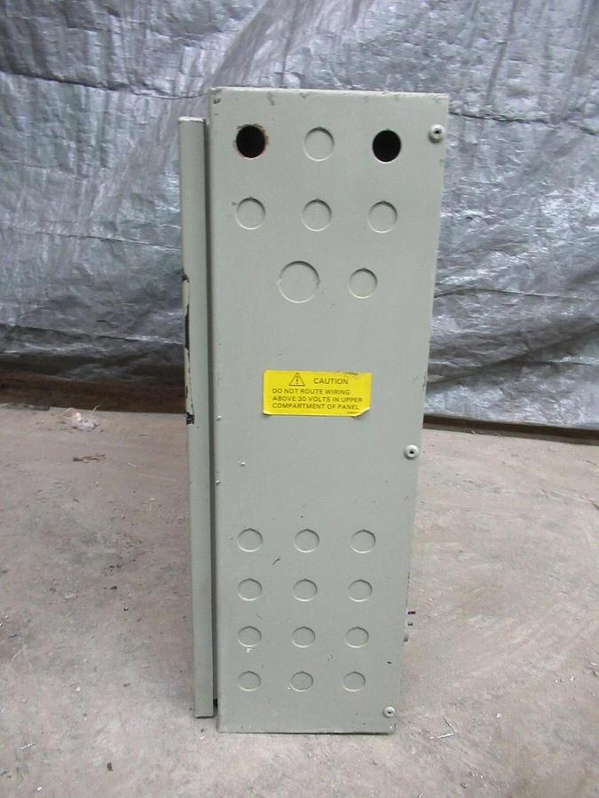 Used TRANE SERIES R CENTRAVAC CONTROL INTERFACE FOR RTHB150 CHILLER 208 VAC 3 PH R22