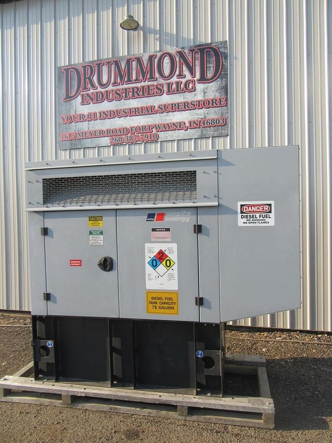 Used 20 KW DIESEL GENERATOR ISUZU MTU 2017 253 HRS 120/240 VOLT 1 PH SOUND ENCLOSED